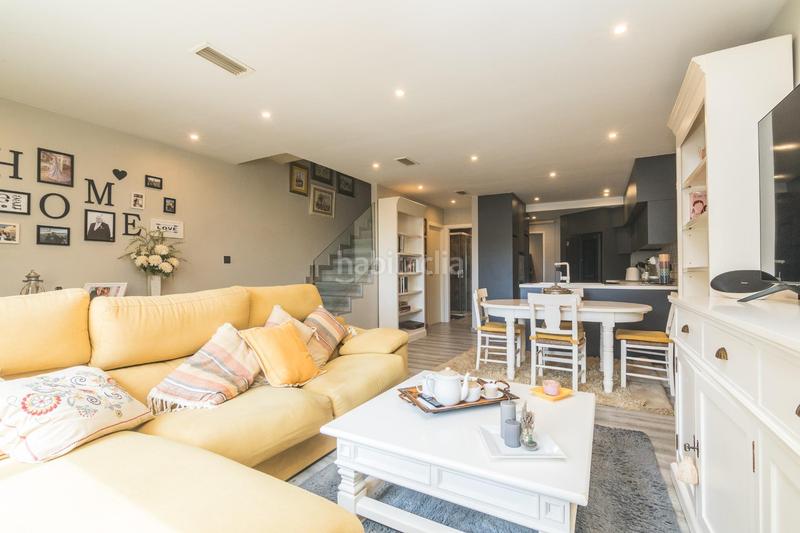 Foto 2442f467-5140-492c-ad13-4613f6e6262e. Maison avec parking piscine dans Los Arenales del Sol Elche / Elx