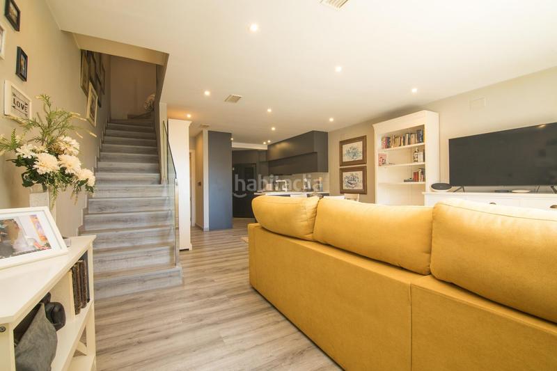 Foto fdfeaf75-4c66-4346-adb0-1d42a128f8d2. Maison avec parking piscine dans Los Arenales del Sol Elche / Elx