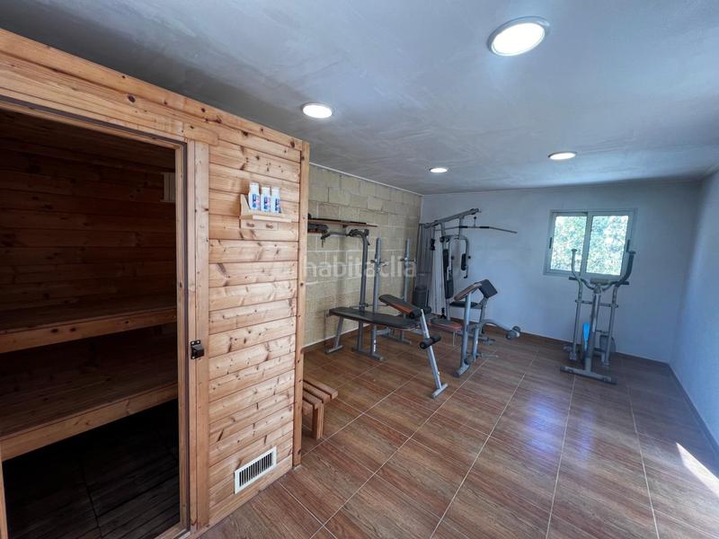 Foto 3ba887b7-5974-4a05-ab5e-9f14f38f0553. Alquiler chalet  urbano con piscina y pista de padel en elche, zona bonavista en Elche / Elx