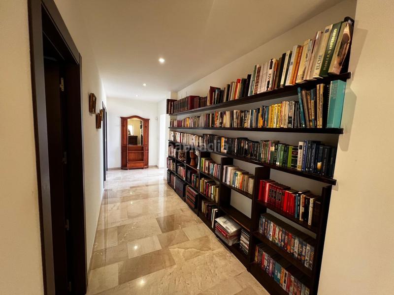 Foto 5b74bceb-3508-48fe-a2a1-2dbe7d5a2bae. Alquiler chalet  urbano con piscina y pista de padel en elche, zona bonavista en Elche / Elx