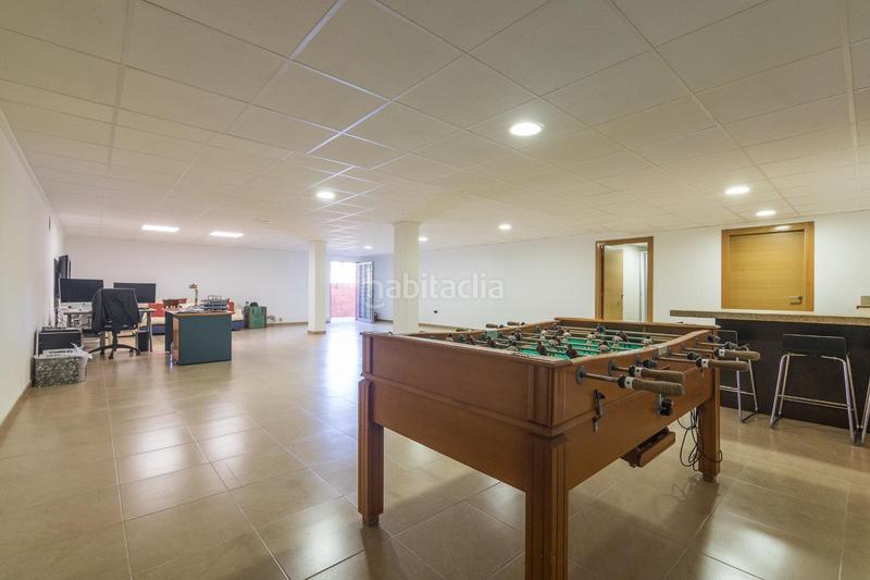 Foto 23be3e31-133e-40c2-a0b3-801c192446a5. Chalet mit heizung parking pool in Peña de las Águilas Elche / Elx