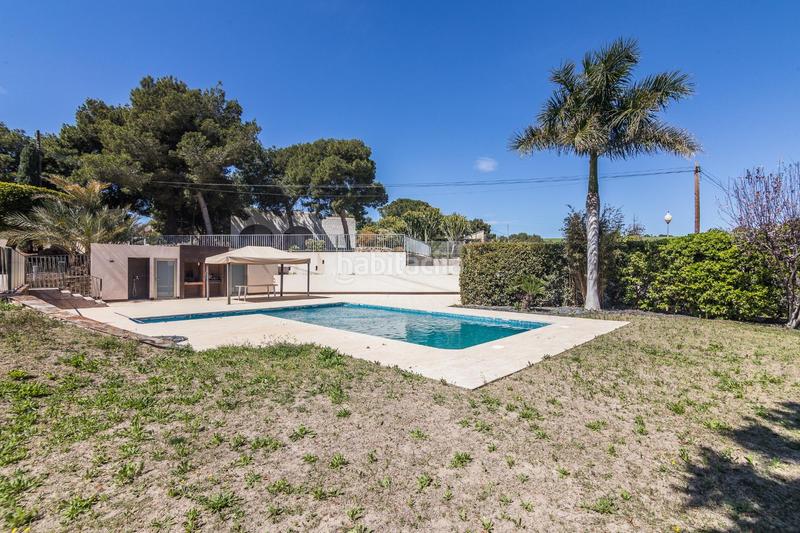 Foto 251c2dbf-3e10-4f30-a309-075e5a1e152a. Chalet mit heizung parking pool in Peña de las Águilas Elche / Elx