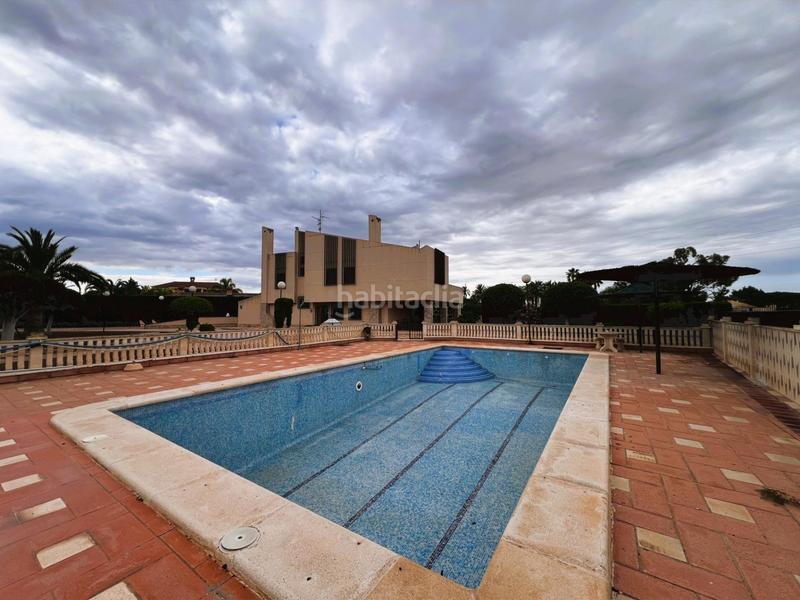 Foto fa715c1c-f084-4840-9859-9b9b9d577015. Chalet with heating parking pool in Perleta - Maitino Elche / Elx