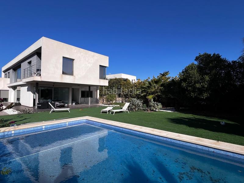 Foto ac93cc17-81f5-4a0c-abf9-e5a934b6a55f. Xalet amb calefacció aparcament piscina a La Algoda - Matola - Llano de San José Elche / Elx