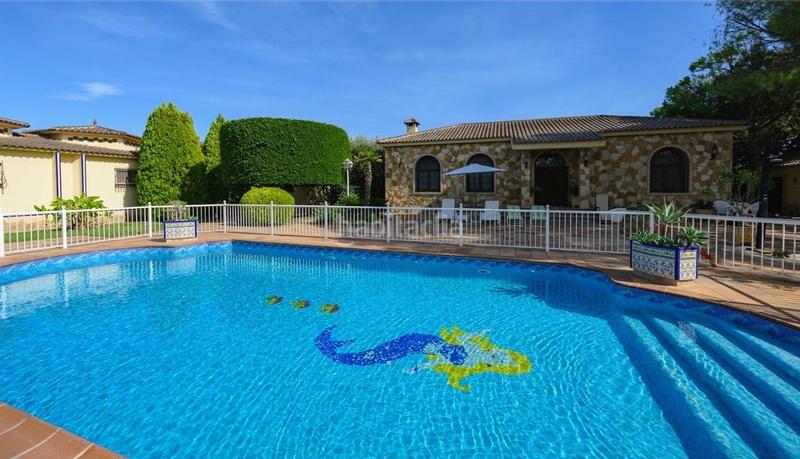 Foto c498dd2d-1d74-4c80-b59c-2fc54d27f4d1. Chalet mit heizung parking pool in Alzabares Elche / Elx