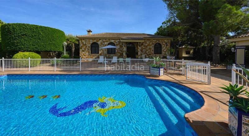 Foto e9bc55eb-2bec-4655-84ba-c04f0b5cd05a. Chalet mit heizung parking pool in Alzabares Elche / Elx