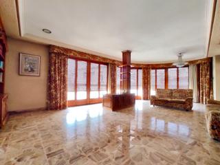 Flat in Centro. Piso en el centro de elche.