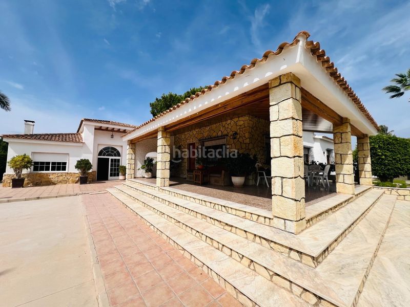 Foto a82adff0-78d0-4f4a-8530-3900b3895a31. Xalet amb aparcament piscina a Perleta - Maitino Elche / Elx