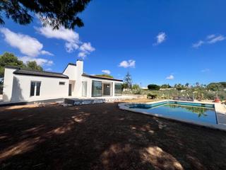 Chalet à Valverde. Chalet moderno en elche, zona valverde alto.