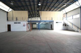 Lloguer Nau industrial a Pla de la Vallonga. Nave en alquiler en el polígono pla de la vallonga, alicante.
