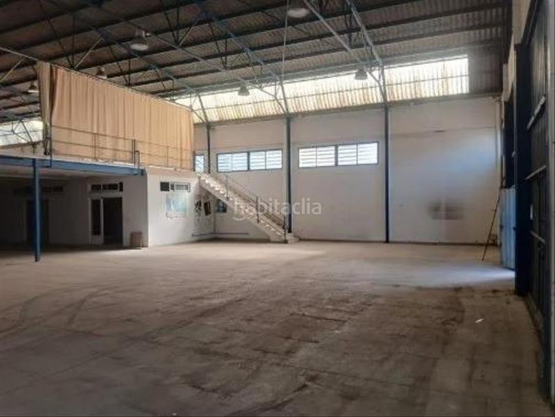 Foto df3c8f4b-d3e9-41b4-8f8e-156d5d72e834. Location bâtiment à usage industriel dans Pla de la Vallonga Alicante