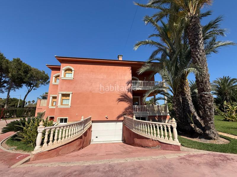 Foto f591113e-79f4-4b1c-b4a9-5f9983331426. Chalet with heating parking pool in Valverde Elche / Elx