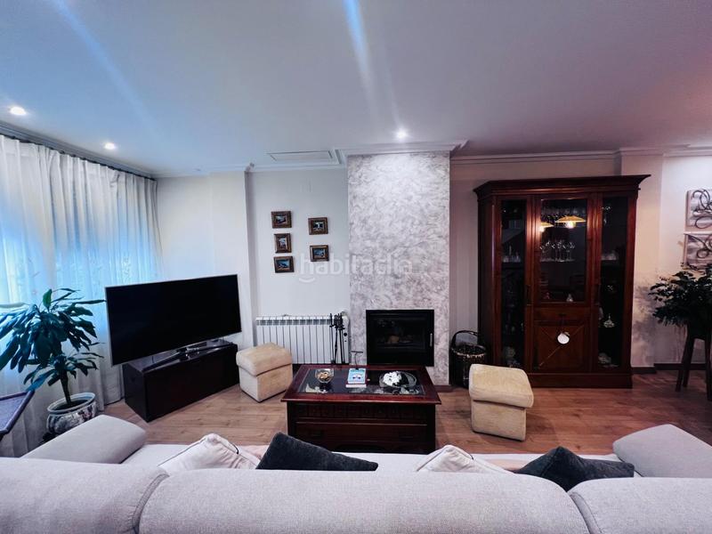 Foto 8979f647-9d44-4478-acf0-2566787e394a. Casa adossada amb calefacció aparcament piscina a Elche / Elx