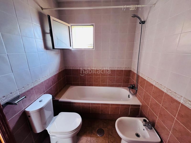 Foto 4acd85ef-bd8c-4c79-b7dc-6a0e49dcaac6. Xalet amb calefacció aparcament piscina a Algorfa