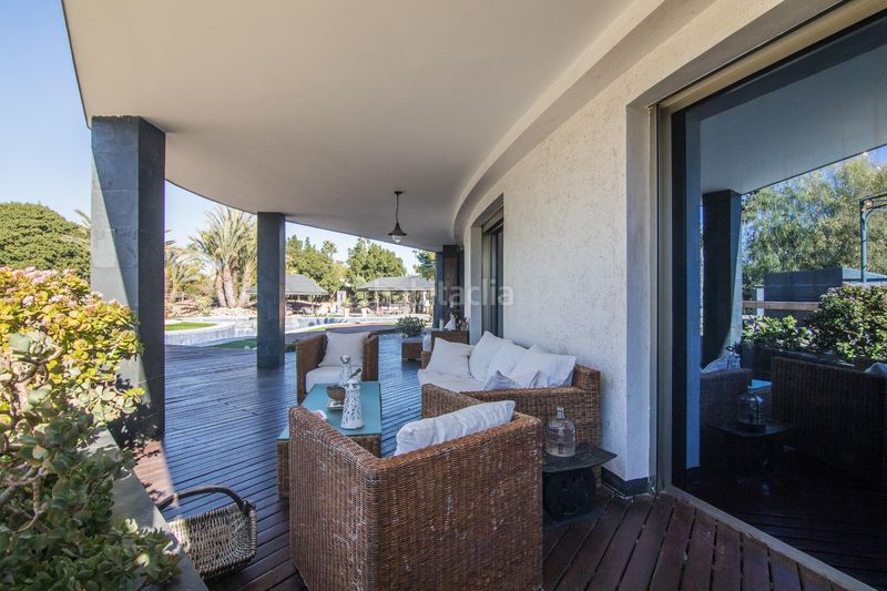 Foto 11bac013-1a38-4b2c-a828-5bdae315103c. Xalet amb aparcament piscina a Las Bayas Elche / Elx