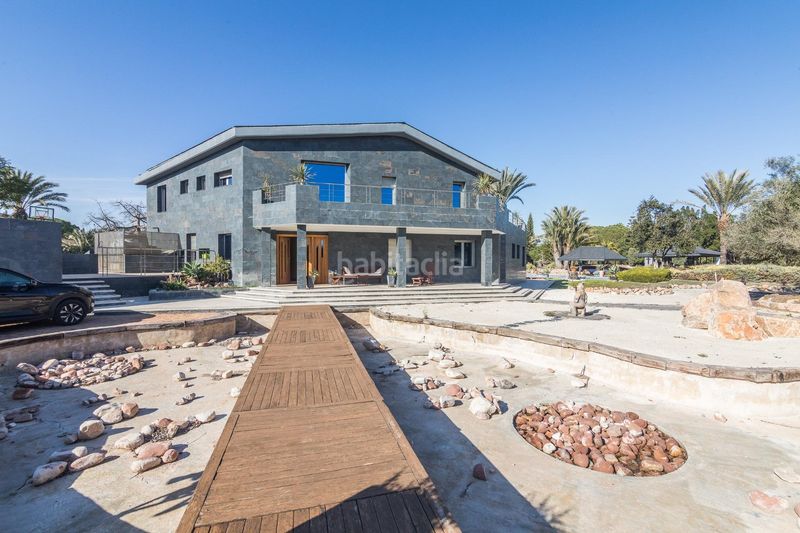 Foto 257d7eb1-a256-40ed-ac41-c120c37fb381. Xalet amb aparcament piscina a Las Bayas Elche / Elx