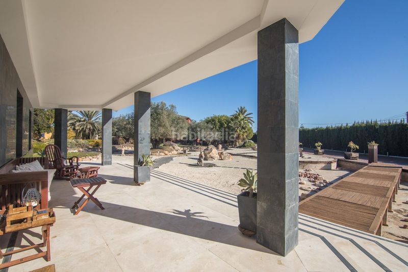 Foto 3f6c7aed-4c83-449f-9ea7-273e8c3c3061. Xalet amb aparcament piscina a Las Bayas Elche / Elx