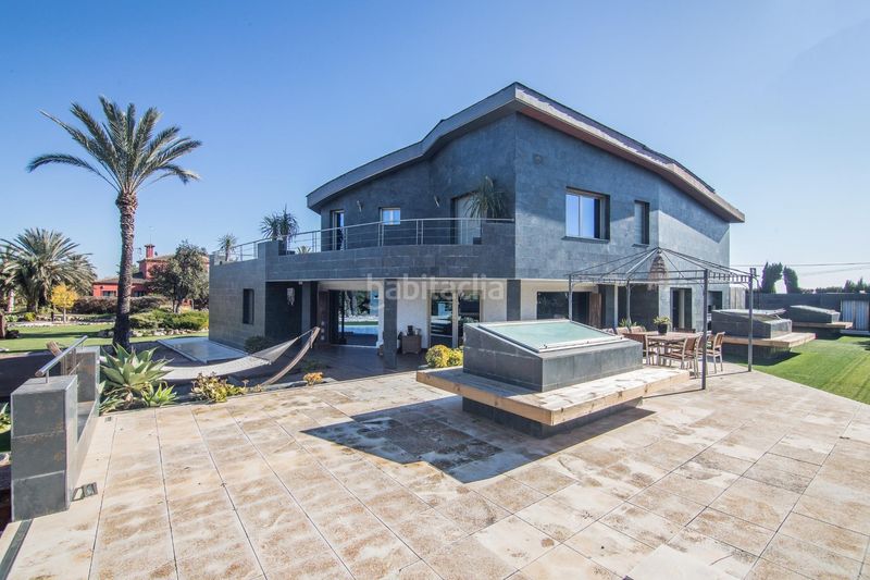 Foto 696a5e30-a237-45d9-ba63-b76852440797. Xalet amb aparcament piscina a Las Bayas Elche / Elx