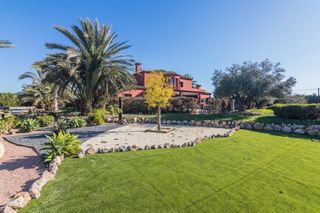 Xalet a Las Bayas. Chalet independiente en elche, zona la baya alta.