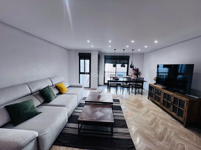 Foto 2012b010-ba16-43ed-a694-3d72699e54a3. Piso amplio piso en venta en Centro de elche en Centro Elche / Elx