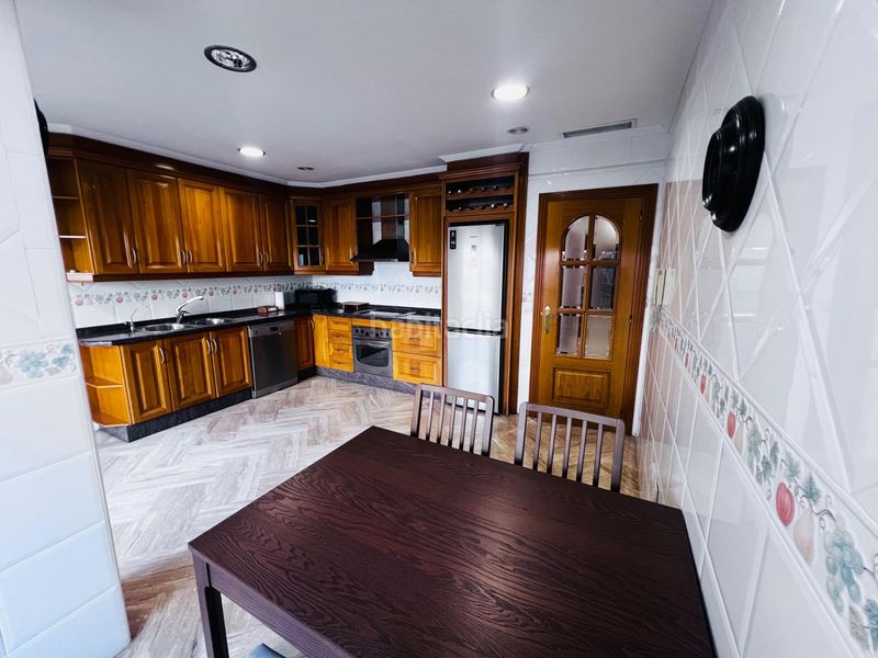 Foto 8cc534df-c57a-45fc-b429-78c59f5ce1ae. Piso amplio piso en venta en Centro de elche en Centro Elche / Elx