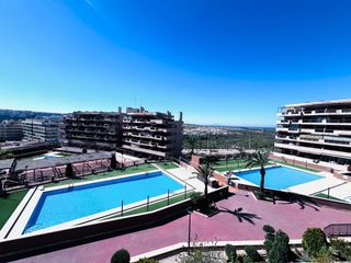 Appartamento in Los Arenales del Sol. Espectacular  con vistas al mar en arenales del sol