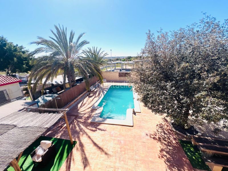 Foto 43cda80c-7852-487e-958f-299679f7299f. Xalet amb calefacció aparcament piscina a Valverde Elche / Elx