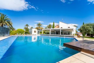 Xalet en Alzabares. Villa de lujo en elche, zona alzabares alto.