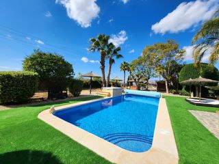 Chalet en Molins - Campanete - San Bartolomé. Chalet independiente con piscina, jacuzzi en jacarilla.