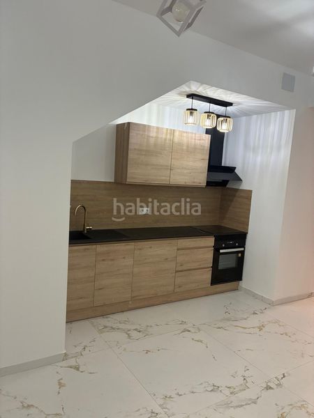 Foto 69c97dc4-cba6-48df-9a78-c25ac2c0ec49. Planta baixa a Reina Victoria - Miguel Hernández Elche / Elx