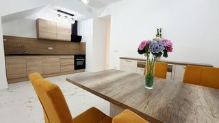 Planta baixa a Reina Victoria - Miguel Hernández. Acogedora planta baja totalmente reformada a estrenar en elche