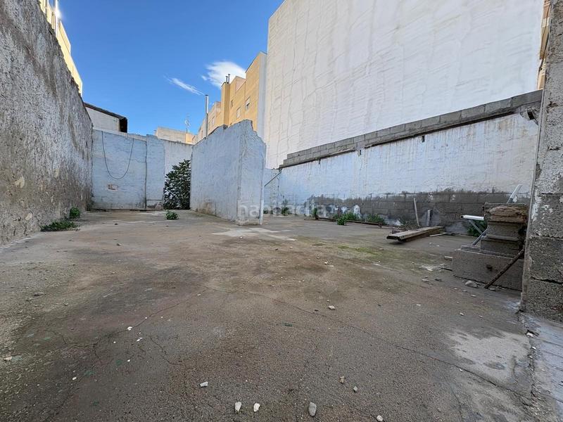 Foto 1eb388da-a067-426b-ad8e-a41b44fe6020. Terrain résidentiel dans avenida sant andreu-la hoya 21 dans Elche / Elx