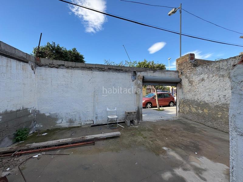 Foto 4f75b3d0-b292-4558-aa61-53640512c427. Terrain résidentiel dans avenida sant andreu-la hoya 21 dans Elche / Elx