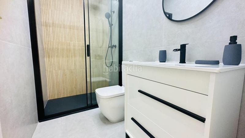 Foto 810bf2a3-2819-4b38-b832-74bf0a13dae6. Planta baixa amb calefacció a Sector V Elche / Elx