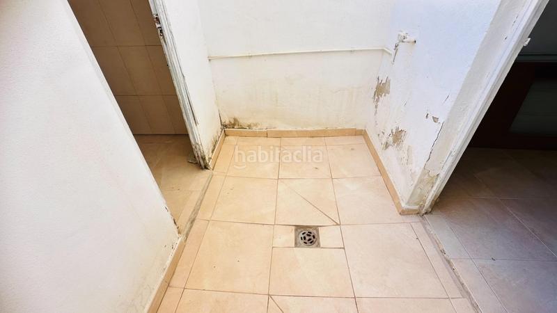 Foto 331e9542-cd6f-410f-a294-32ff0ad6c107. Locale commerciale in Plaza Crevillente - Antiguos Juzgados - El Asilo Elche / Elx