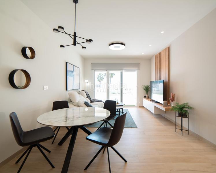 Foto db6380ea-fcaa-4887-97f9-edcf725a68e7. Penthouse with parking pool in El Raso Guardamar del Segura