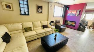 Casa a El Raval - Portes Encarnades. Amplia vivienda unifamiliar en el centro de elche a la venta.