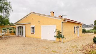 Chalet in Jubalcoi. Espectacular chalet en santa ana, oportunidad única.