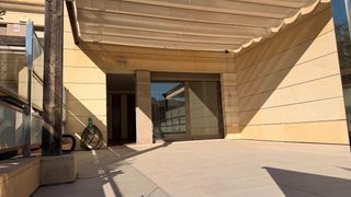 Casa adossada a Los Arenales del Sol. Exclusivo adosado en los arenales del sol a tan solo 150 metros