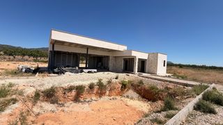 Chalet in Pinoso. Chalet en fase de construcción,  en pinoso.