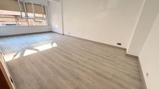 Pis a Carrús Este. Amplio y luminoso piso en carrús este, elche  listo para entrar