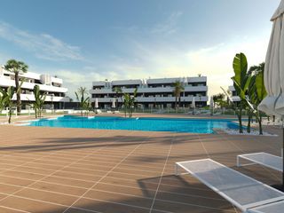 Rez-de-chaussée à El Raso. Apartamentos junto al mediterráneo de alquiler turístico.