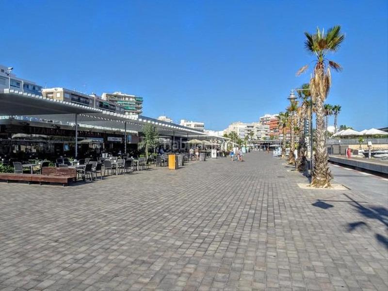 Foto aedf9ddf-d6f8-44d4-8560-bbd68c1a313b. Àtic amb calefacció aparcament piscina a Playa Tamarit-Playa Lissa Santa Pola