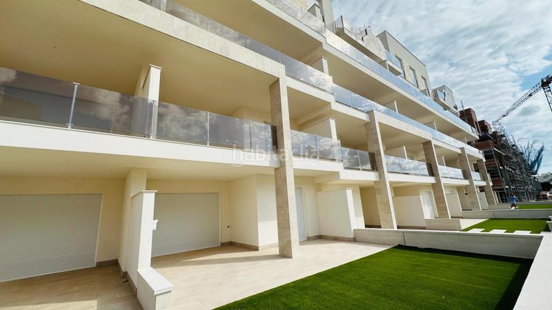 Foto 0e9bb6f5-7f70-4f97-8e7e-70be360e736d. Piano terra con riscaldamento parcheggio piscina in Guardamar del Segura