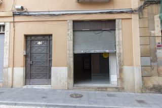 Lloguer Local Comercial  Cervantes