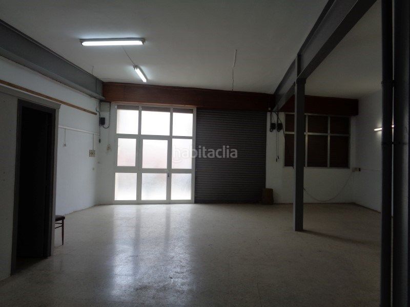 Foto f708d97c-d76e-4f85-a46b-4f02d293dd61. Local comercial a Valls