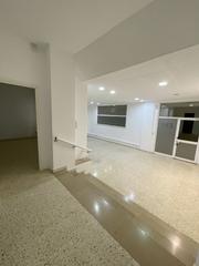 Location Local commercial  Esperanto