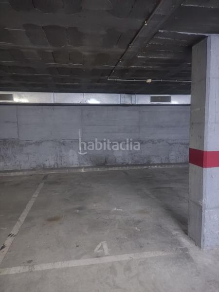 Foto e5383de4-6d2b-4b76-ba29-eb7f25de84e6. Aparcament cotxe a Valls