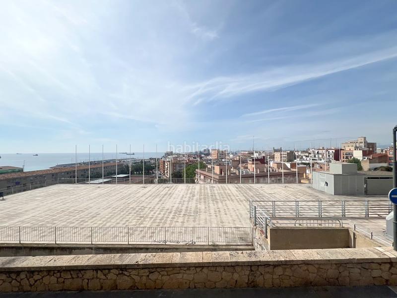 Foto 09419f10-91fd-4bc2-894a-7aea0573a2f8. Flat with heating parking in Eixample Tarragona