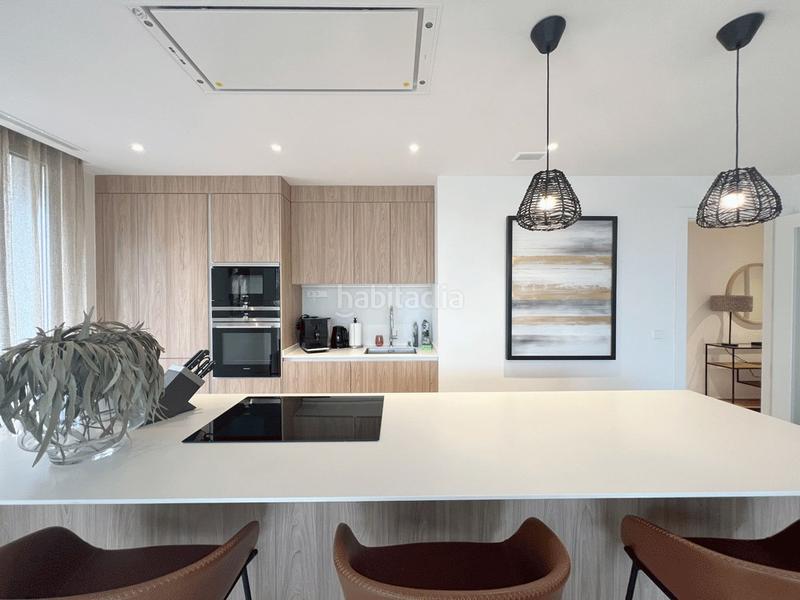 Foto ea5c7e8e-bd2c-4e99-898d-a6e70c58620e. Lloguer pis amb calefacció aparcament piscina a pla de maset - cap de Salou Salou